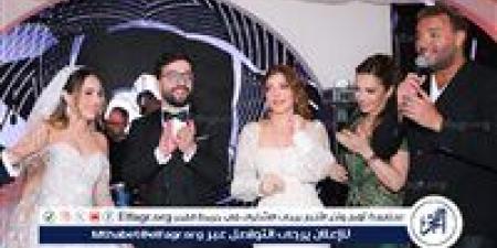الصور الكاملة.. أصالة تشبع البهجة فى زفاف نجل شقيقتها أماني - الهلال الإخباري