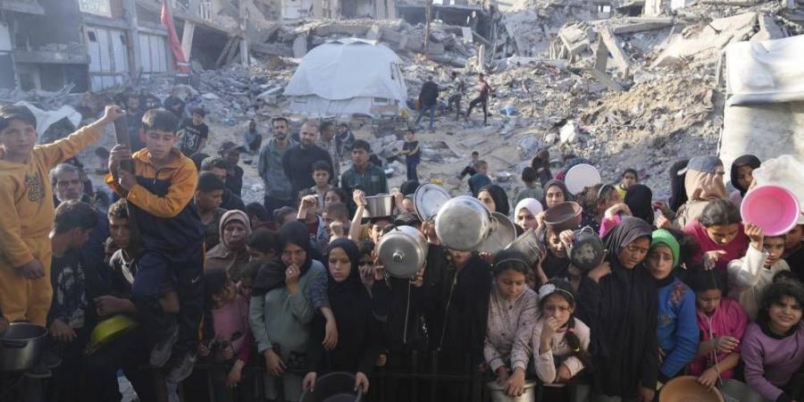 انهيار العمليات الإنسانية في غزة بعد شهرين من الحصار والآلاف مهددون بالموت - الهلال الإخباري