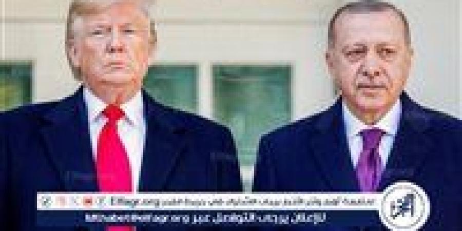لترميم التفاهمات الإقليمية.. اتصال «استثنائي» بين أردوغان وترامب - الهلال الإخباري