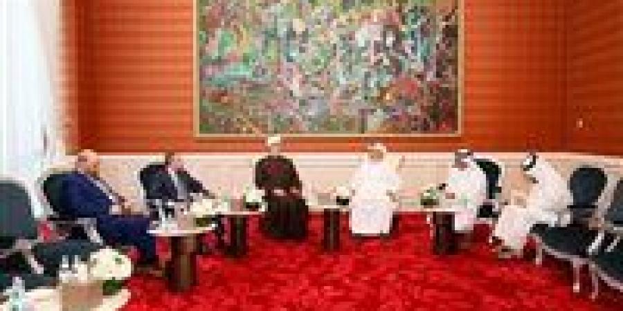 مفتي الجمهورية يلتقي وزير الأوقاف القطري بالدوحة - الهلال الإخباري