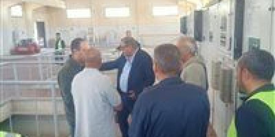 وزير الإسكان يُتابع مشروعات توسعات وصيانة محطات الصرف الصحي بمدن الشروق والعاشر والمنيا الجديدة - الهلال الإخباري