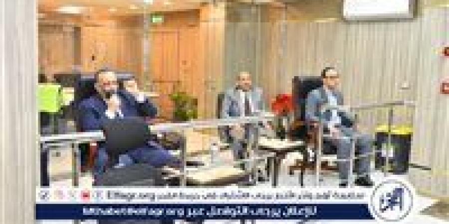 محافظ أسيوط يتابع جهود الموجة 26 للإزالات وتحسين مستوى النظافة بمركز سيطرة الشبكة الوطنية - الهلال الإخباري