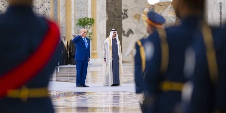 محمد بن زايد: مباحثاتنا مع ترامب تمحورت حول تعزيز الشراكة الإماراتية-الأمريكية من أجل المستقبل - الهلال الإخباري