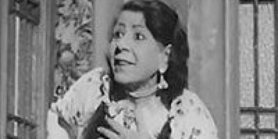 صالحة قاصين… أول سيدة تعتلي المسرح المصري وتُمهد الطريق لنساء الفن (تقرير) - الهلال الإخباري