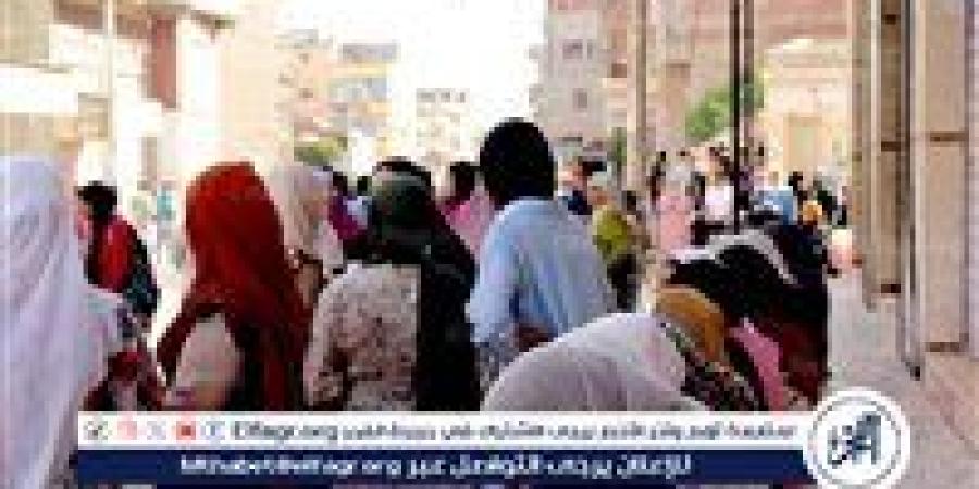 بدء اختبار مادة الدراسات الاجتماعيه لطلاب الشهادة الإعدادية بالقاهرة - الهلال الإخباري