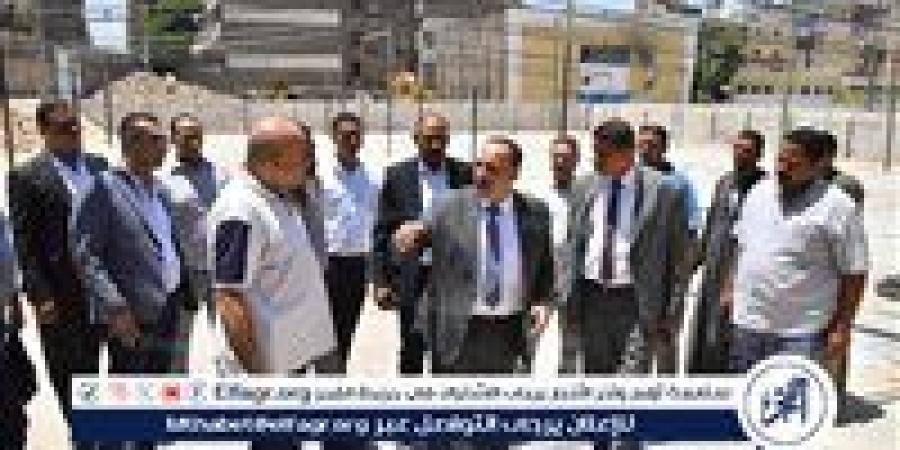 "تهميدا لافتتاحه" محافظ أسيوط يتفقد السوق الحضري الجديد بنادي الشبان المسلمين بحى غرب - الهلال الإخباري