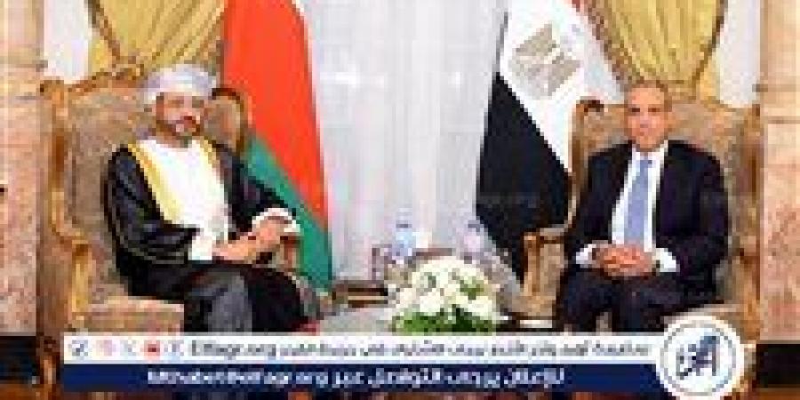 وزير الخارجية يستقبل نظيره العُماني ويترأسان أعمال اللجنة المشتركة بالقاهرة (صور) - الهلال الإخباري