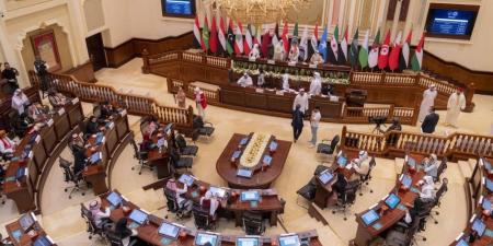 البرلمان العربي للطفل ينتخب رئيسه ونائبيه في بداية دورته الرابعة بالشارقة - الهلال الإخباري