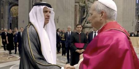 نيابة عن رئيس الدولة.. سعود بن صقر يحضر مراسم تنصيب البابا ليو الرابع عشر - الهلال الإخباري
