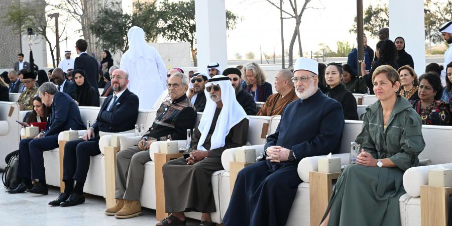 نهيان بن مبارك: يوم الأخوة الإنسانية فرصة امتنان لمحمد بن زايد - الهلال الإخباري