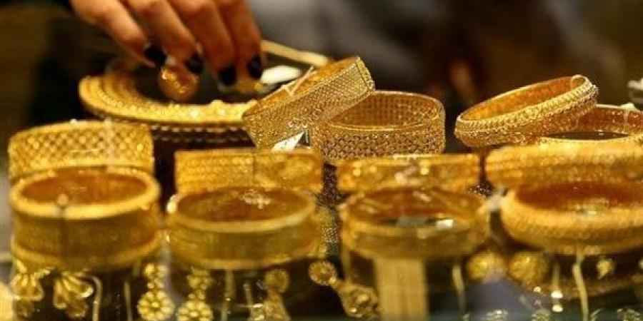 سعر الذهب بالمصنعية والدمغة: سعر عيار 21 مباشر اليوم الجمعة 7 فبراير 2025 - الهلال الإخباري