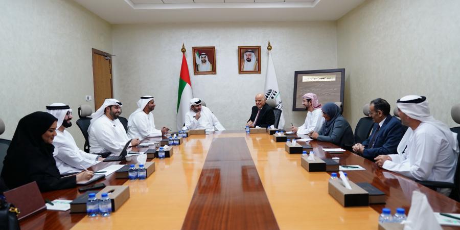 «شؤون الضواحي» تبحث التعاون مع جامعة الشارقة - الهلال الإخباري