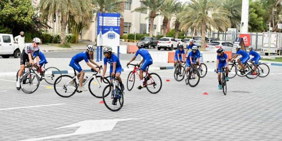 حصة تدريبية لفريق الإمارات للدراجات بنادي النصر - الهلال الإخباري