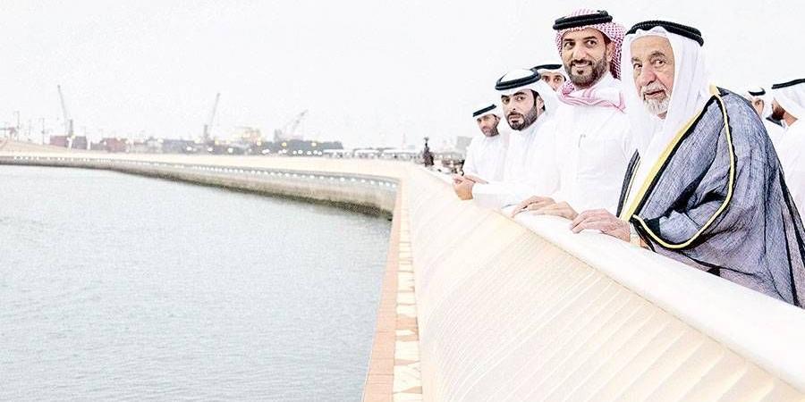 سلطان يفتتح قناة اللية ويتفقد السوق الرمضاني - الهلال الإخباري