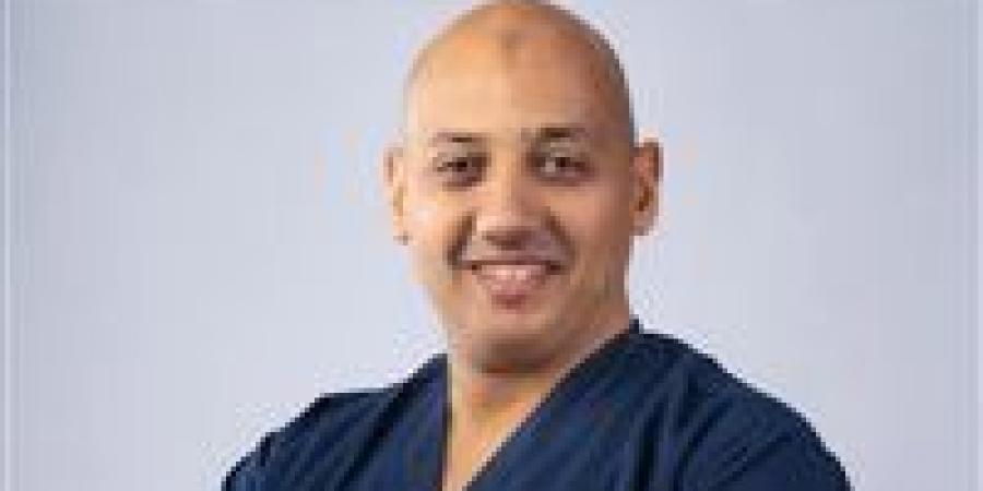الدكتور عبد الرحمن عبد العال: جراحات التجميل لا تقتصر على تحسين الشكل فقط - الهلال الإخباري