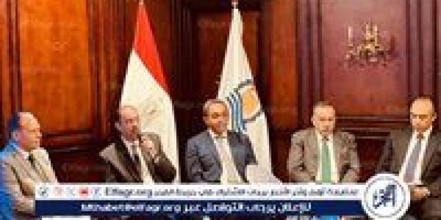 محافظ أسيوط يشارك في ورشة عمل لمناقشة تقييم التكتلات الاقتصادية ضمن برنامج تنمية صعيد مصر بقنا - الهلال الإخباري