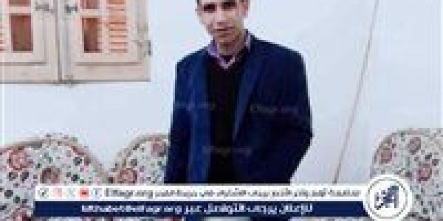 حزن في المنيا لوفاة شاب أثناء عمله بعد تنبؤه برحيله - الهلال الإخباري