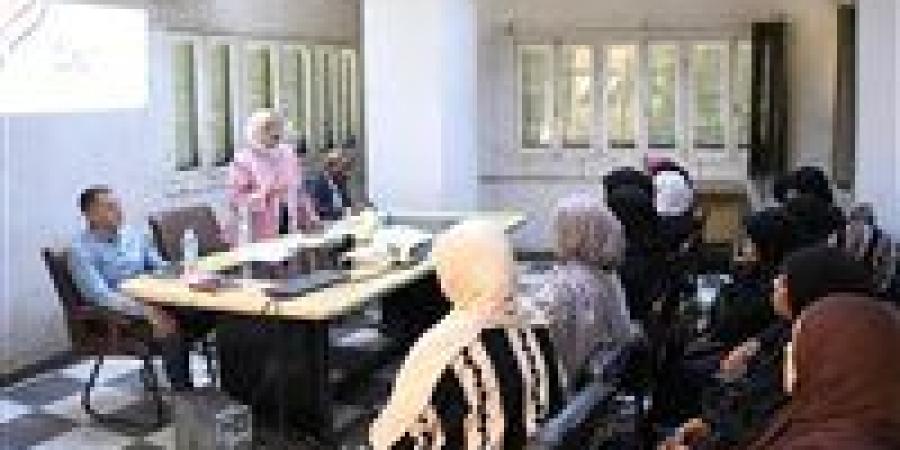 افتتاح سلسلة الدورات التدريبية لإطلاق المبادرة القومية " معًا بالوعى نحميها " باسوان - الهلال الإخباري