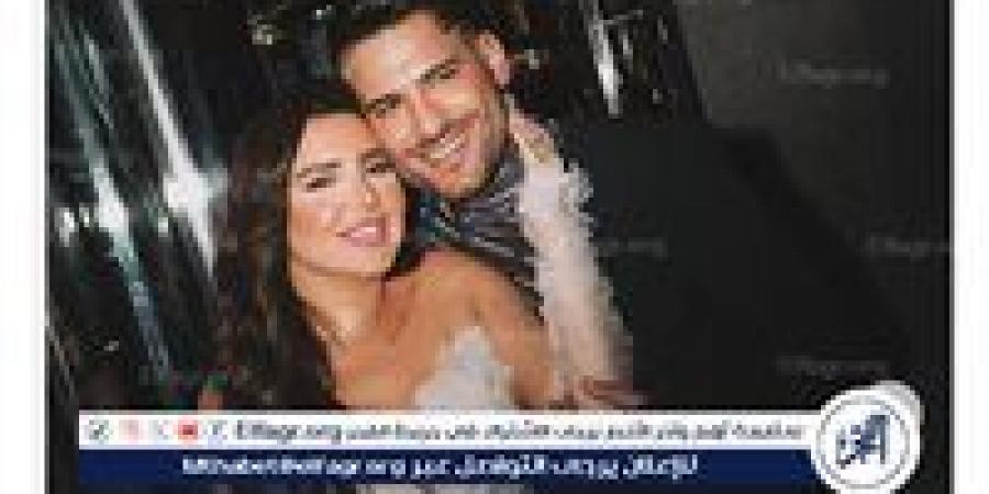 بعد زواجهما.. مسلم يوجه رسالة حب لزوجته - الهلال الإخباري