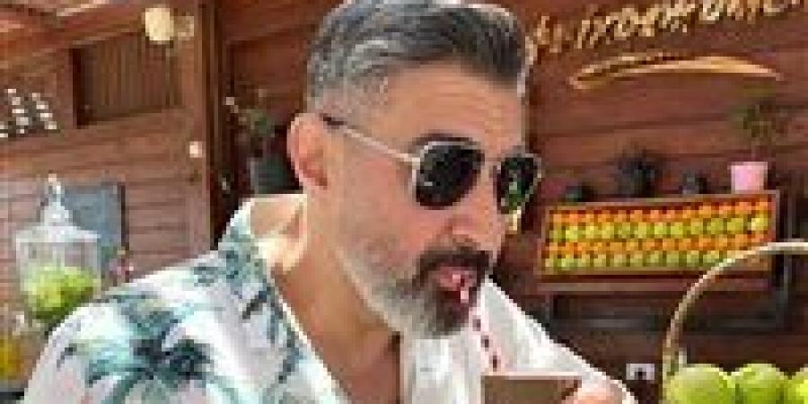 بإطلالة شبابية.. ياسر جلال يتألق في أحدث ظهور له - الهلال الإخباري