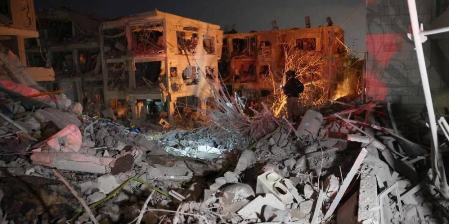 إيران: استهدفنا منشآت تَزوّد بالوقود للطائرات المقاتلة في إسرائيل - الهلال الإخباري
